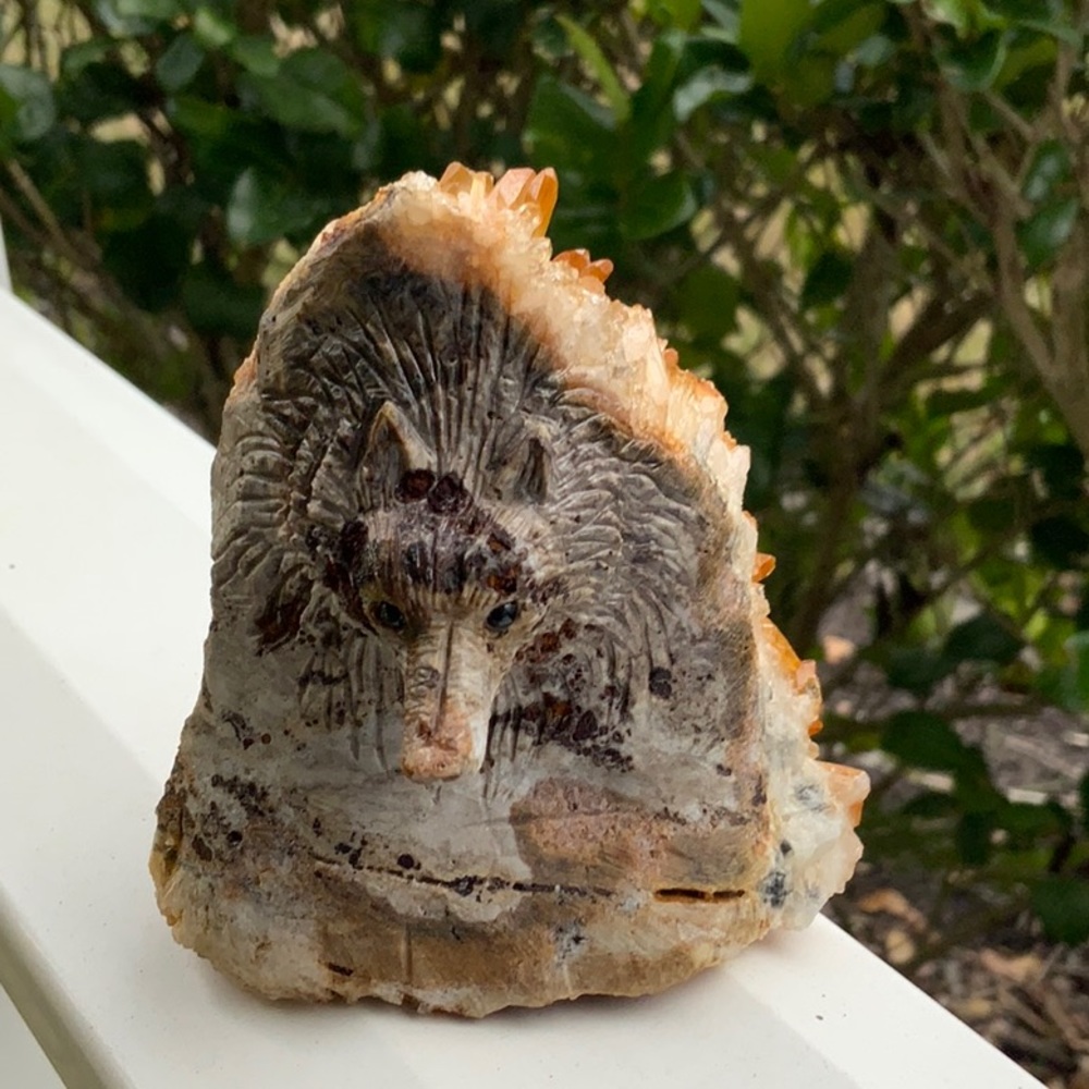 QUARTZ CRYSTAL CLUSTER HAND CARVED WOLF
